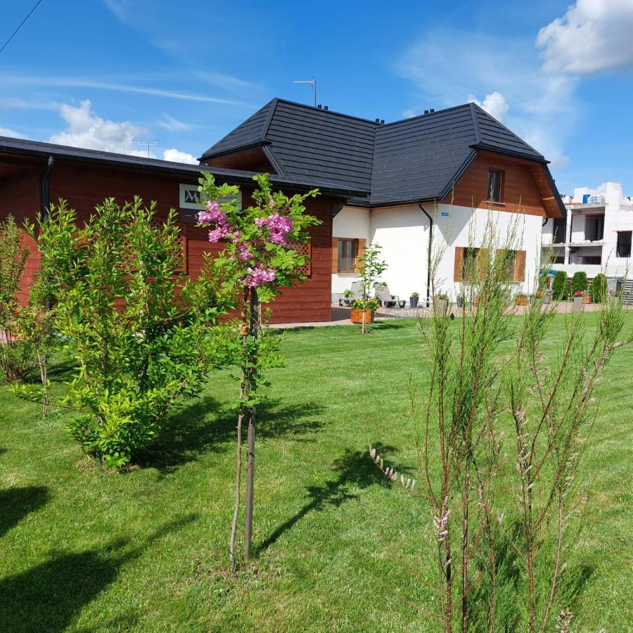 Apartamenty Pod Magnolia Bialowieza Exterior photo
